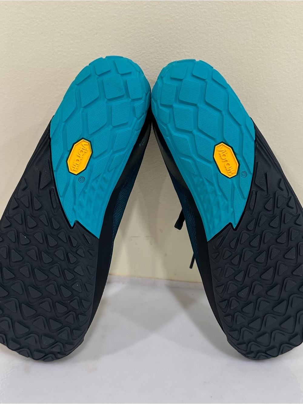 Merrell Vapor Glove 4 Green & Blue Lace Up BAREFOOT Sneakers Size Ladies 8 - Picture 8 of 10